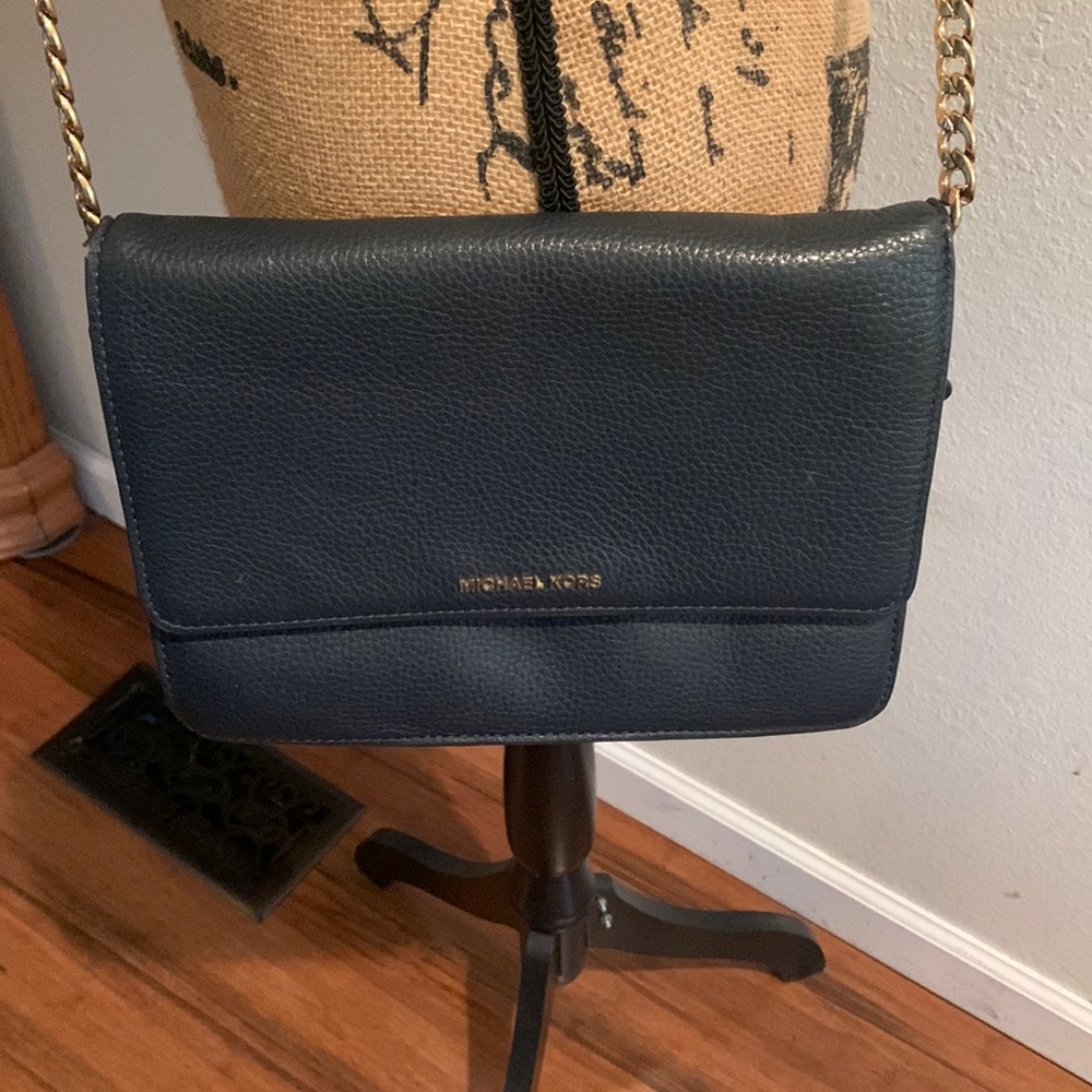SALE! Michael Kors navy blue pebbled leather Crossbody
